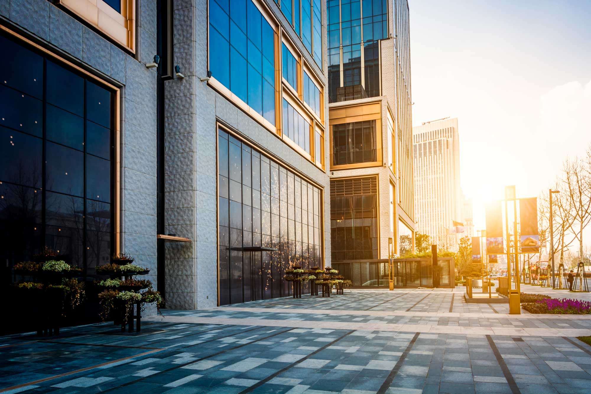 Retail and commercial